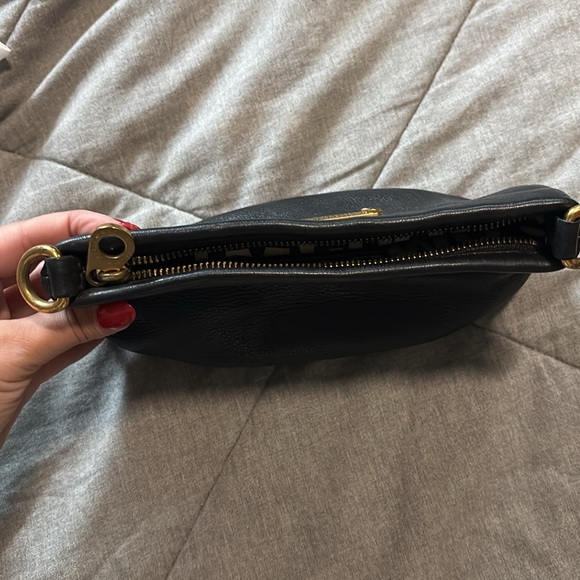 Marc Jacobs small crossbody - Picture 3 of 8